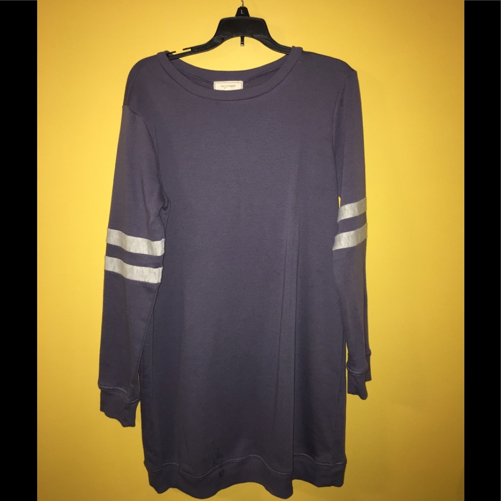 Women’s long sweatshirt size XL blue